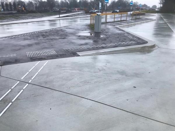 profielperronbandbusstationfeanwalden03