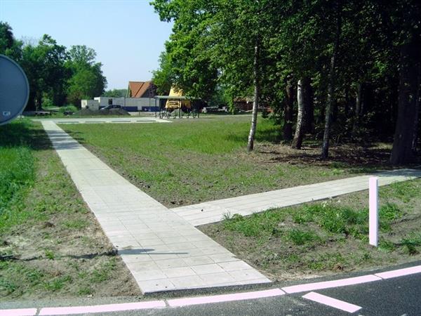 busperronplaatvoetpadplaatlochem01