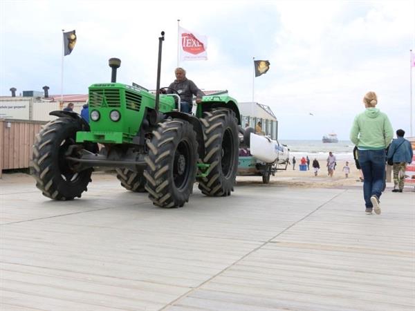 strandopgangegmondaanzee06