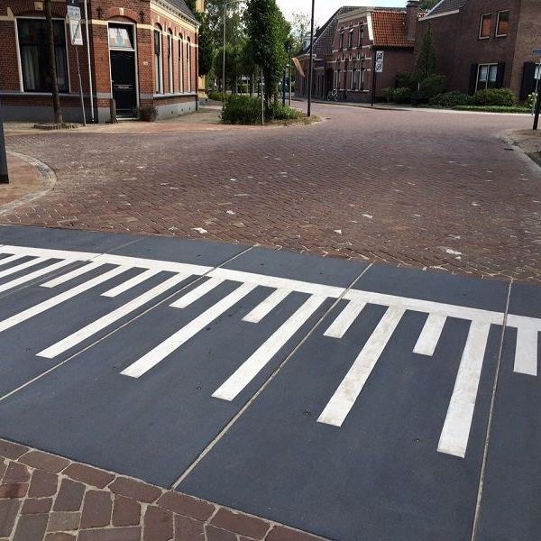 Verkeersdrempel Borne | Leicon Verkeersgeleiding